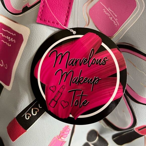 Modern Chic - Marvelous Makeup Tote - Picture 4 of 8